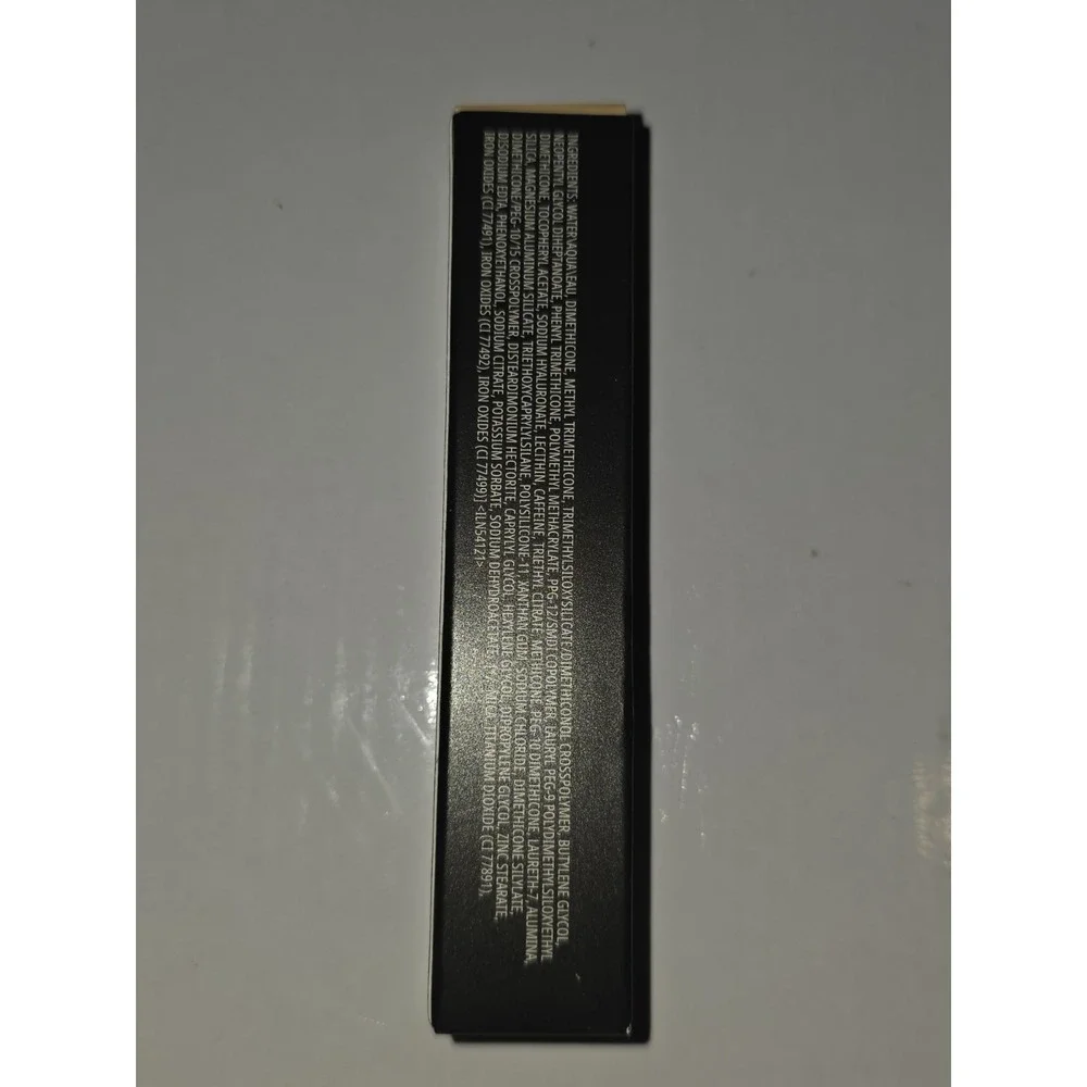 MAC NC15 Studio Fix 36HR Smooth Angles Hydrating Concealer .24oz/7ml NEW FORMULA